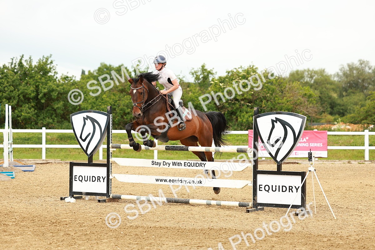 SBM_002106 - Class 4 - Senior Newcomers - 1.10m
