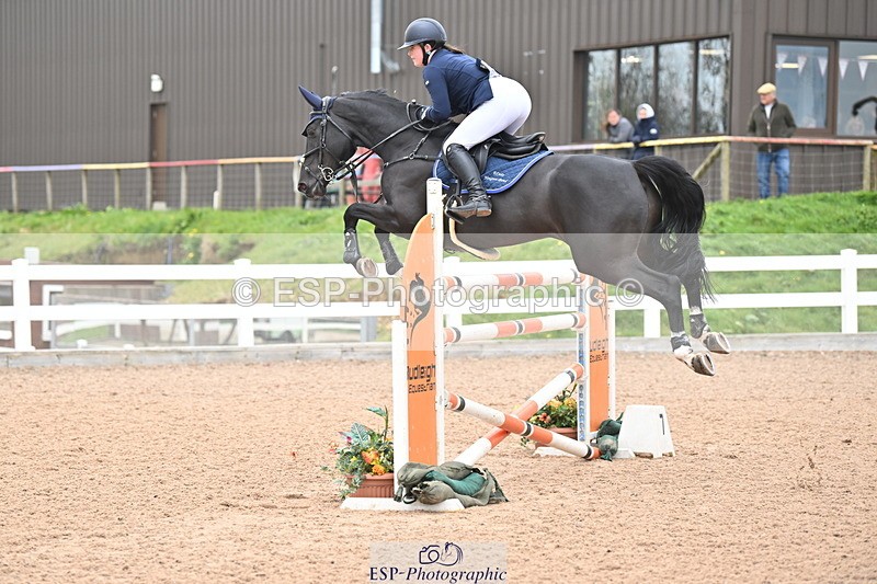 240406A-153033-04146 - Cls 17 National 1.30m Open