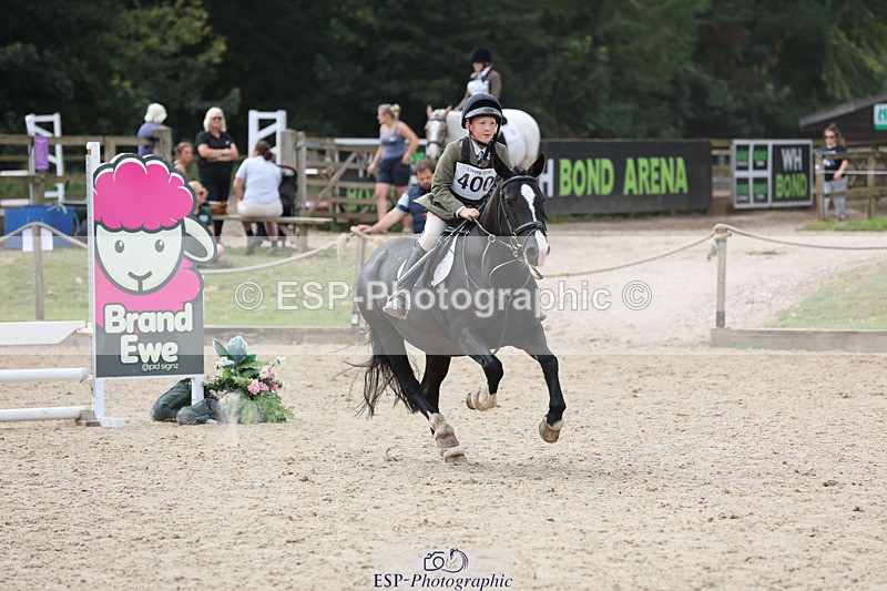 240823X-140444-18172 - 70cm R1 13.45 to 15.30