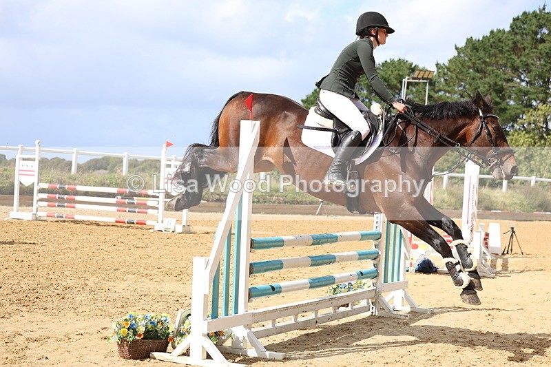 3E7A9737 - Class 10: Senior 95cm open