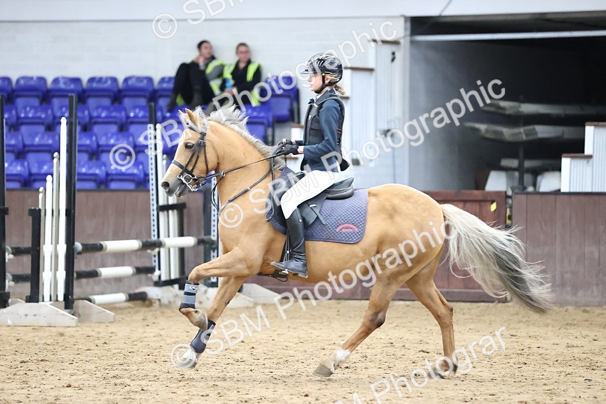 SBM_001339 - Class 5 - Henlow Veterinary Hospital 70cm