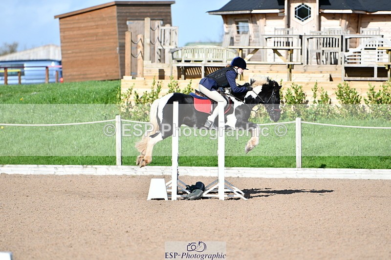 241026A-133137-01544 - SAT Cls 30 Stepping Stones 128+138