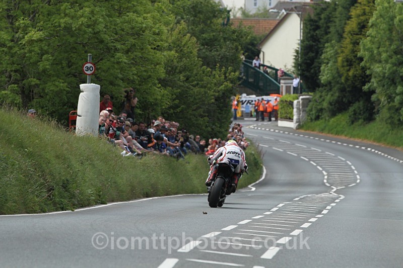 Jamie Hamilton - Bennetts.co.uk Lightweight TT