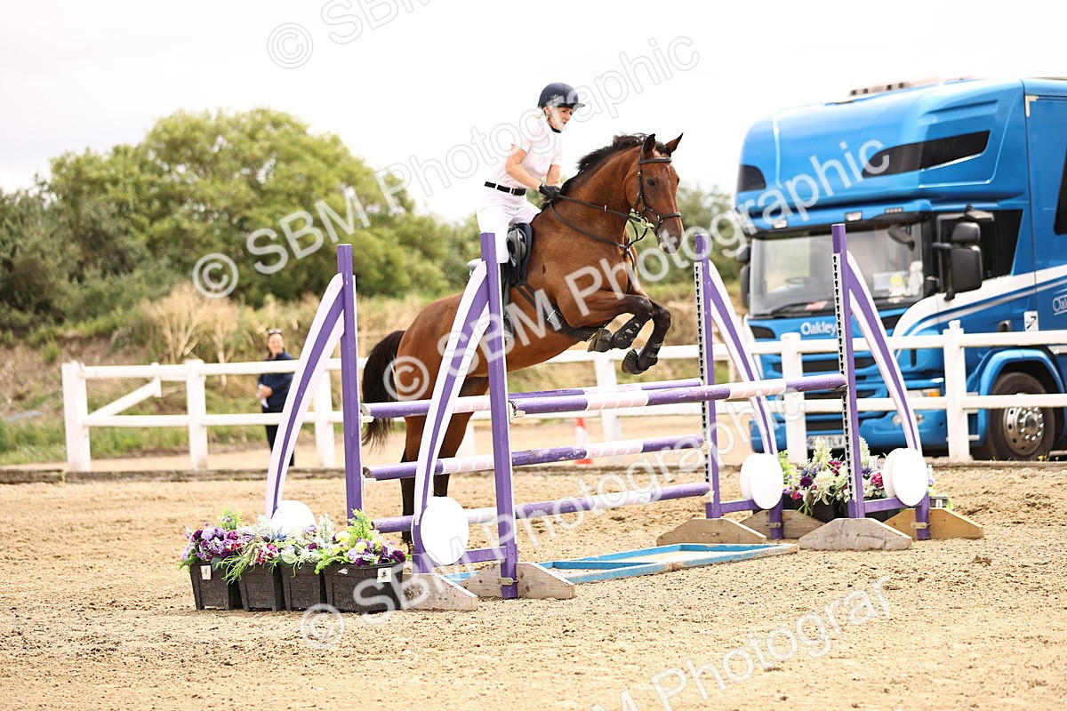 SBM_003203 - Class 21 - Senior Newcomers - 1.10m