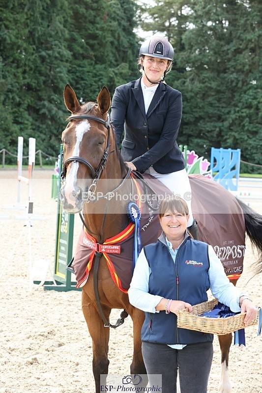 240817-100329-00490 - 02A Snr Brit Nov