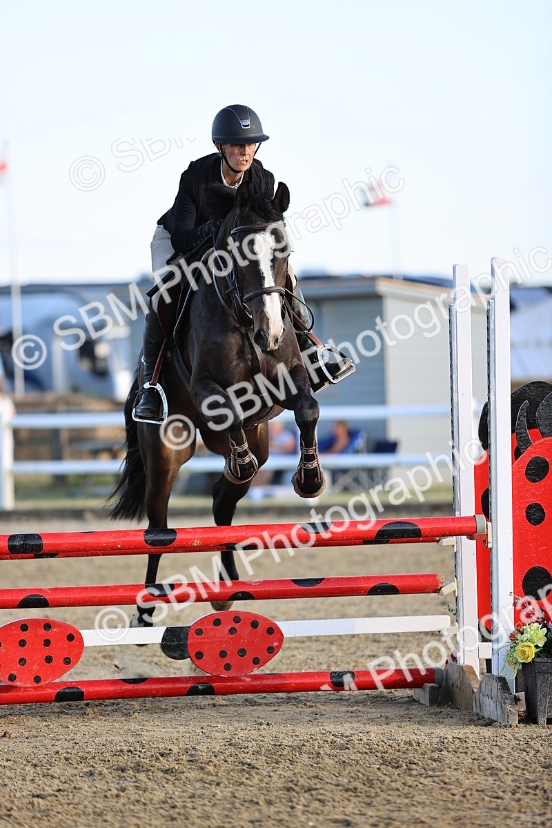 SBM_012609 - Class 12 - Senior British Novice - 90cm Open
