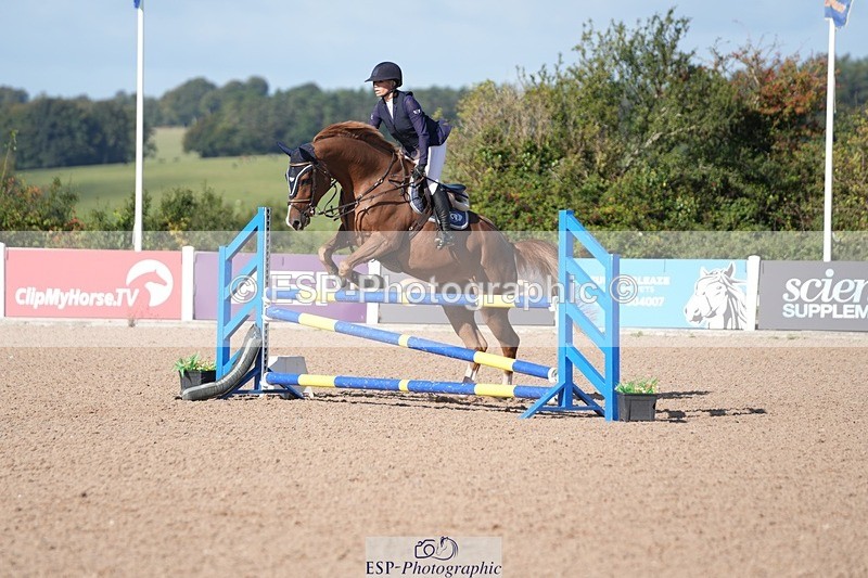 250912-100418-03520 - Cls 21 Snr British Novice and 90cm Open