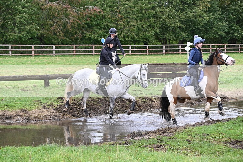 WJ6_6168 - Time at Photographer 12:41 to 13:05