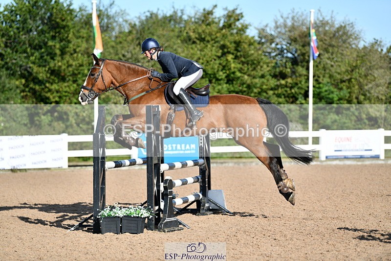 240913A-090903-02855 - Cls 20 Snr British Novice and 90cm Open