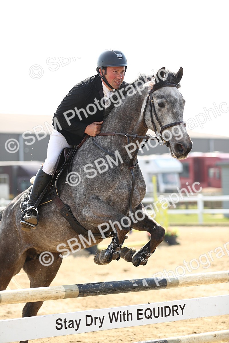 SBM_002343 - Class 9 - Senior Discovery - 1.00m