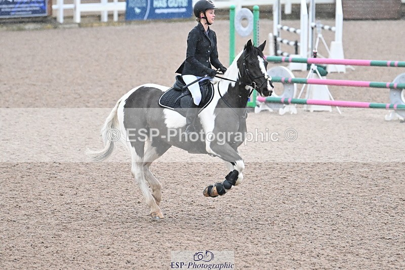 231210A-091126-02043 - Cls 15 British Novice