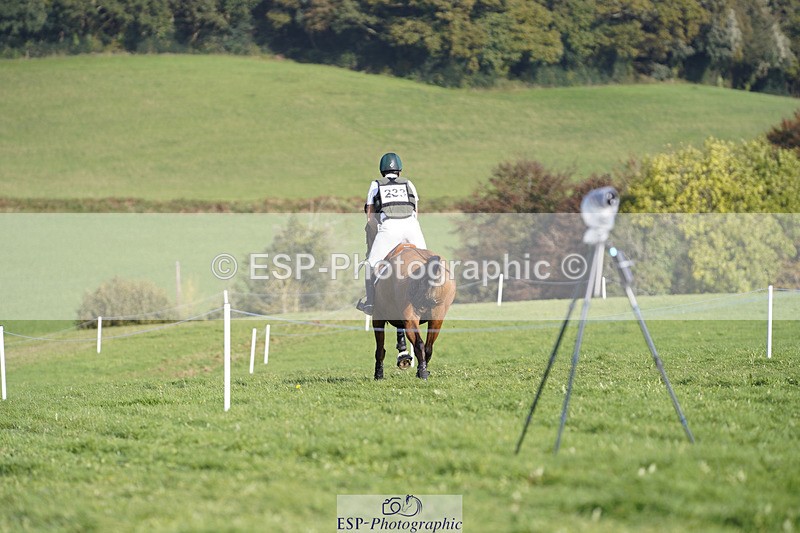 241025-144116-08974 - 233-Padraig.Mccarthy-LADY.OPHELIA