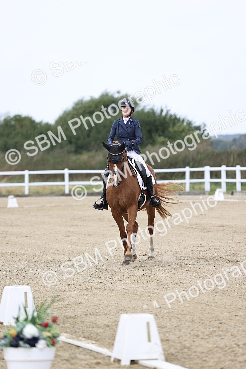 SBM_017430 - Class 14 - Novice 23 - 13.52-14.55