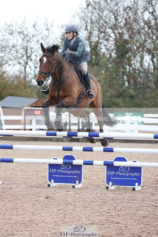 231112A-124410-04164 - Cls 19 Snr 1.05m Open