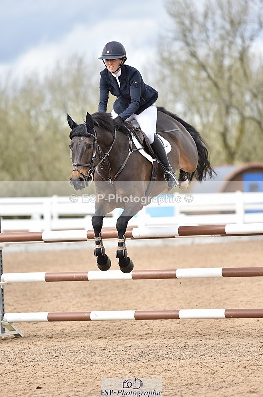 240403A-152214-00946 - Cls 5 Foxhunter and 1.20m Open