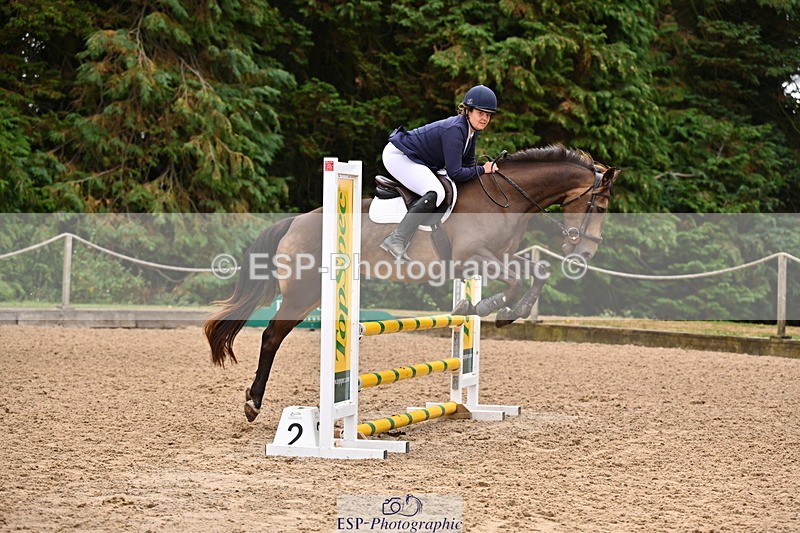 250817A-105954-03975 - Cls 16 Snr British Novice