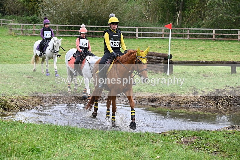 WJ6_4866 - Time at Photographer 12:17 to 12:30