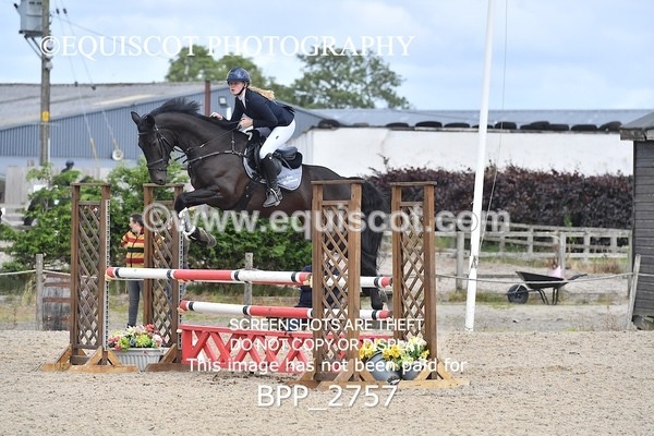 BPP_2757 - CLASS 6 SAT Senior Newcomers/ 1.10m Open