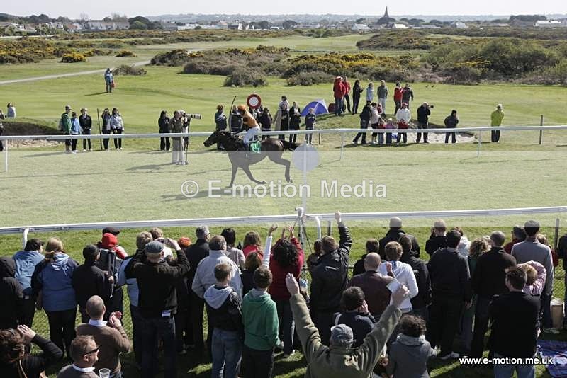 Race 3 4 - Gsy Race Finish Line 03/05/10