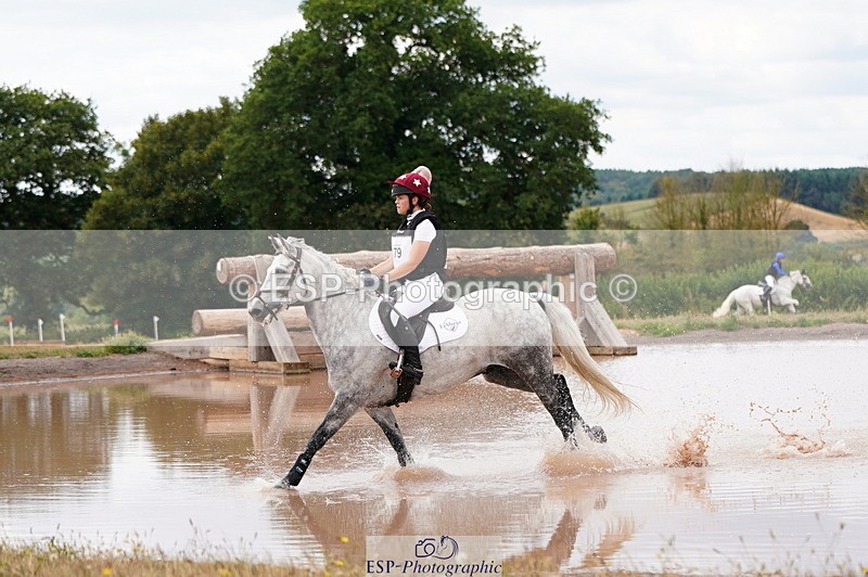 250802A-124218-04104 - B-079-Claudia.Groves-QUICKSILVER