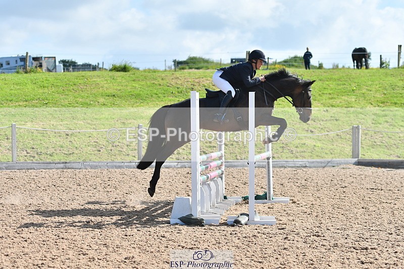 240609A-090542-03218 - Cls 15 Snr British Novice and 90cm Open