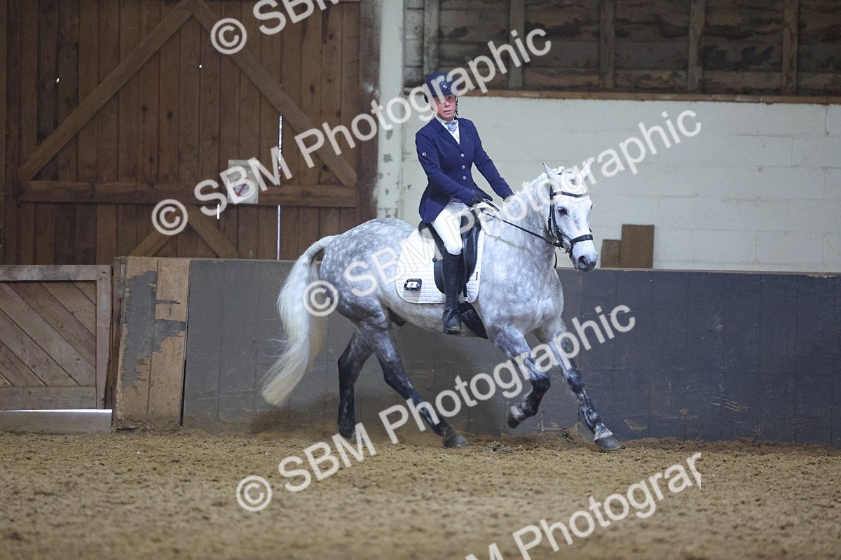 SBM_003048 - Class 9-10 - MQ U21 Open Novice 1