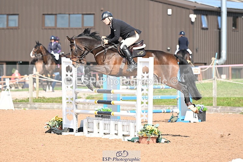 240913A-112744-03886 - Cls 14 Snr Newcomers