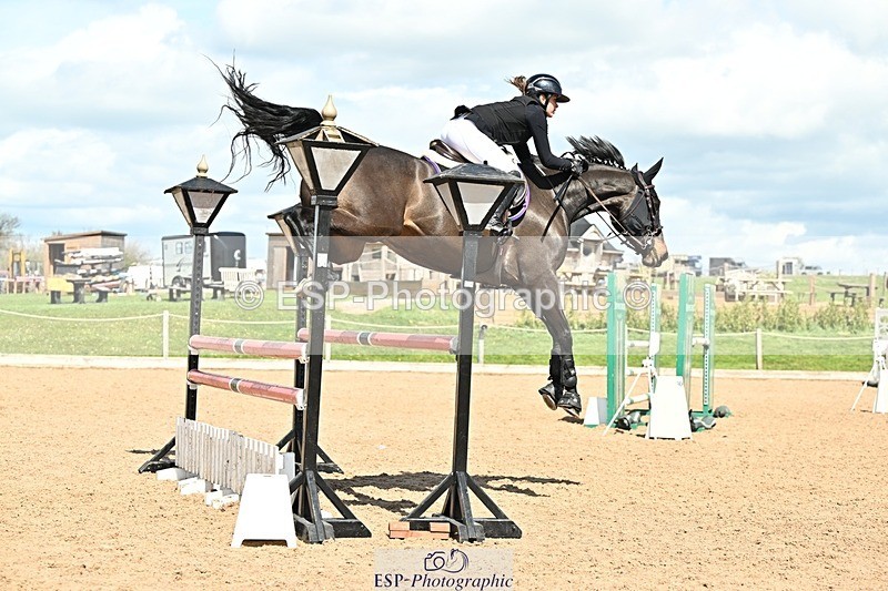 250416-132817-01079 - Cls 4 Newcomers and 1.10m