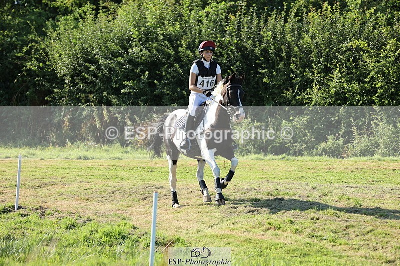 240811A-172911-07220 - 416-