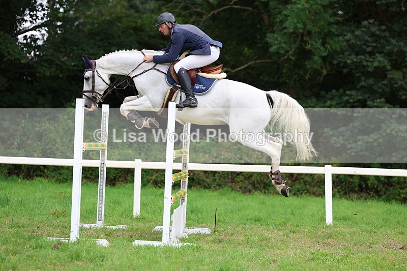 3E7A8559 - Class 8: Senior Foxhunter/1.20m open