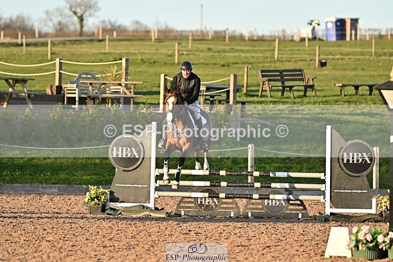 250401-185707-00844 - 90cm Classes