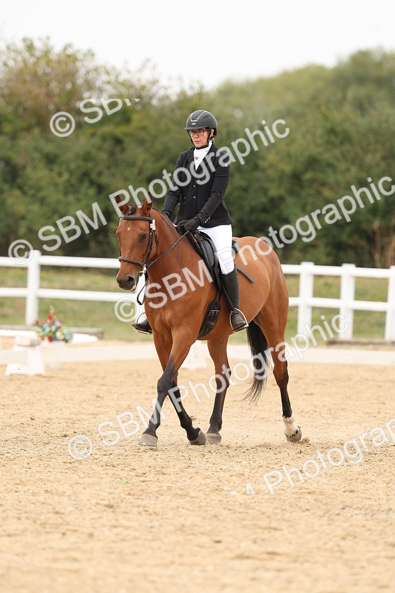 SBM_00955 - Class 8 - Novice 27 Champs