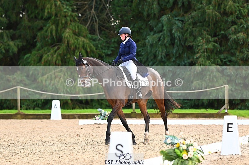 231021-145136-18813 - 255-CLOUDBERRY.BLUE-Isabelle.Downes-DR