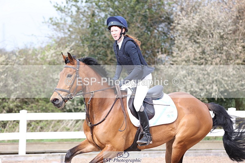 240406A-104214-02826 - Cls 20 British Novice and 90cm Open