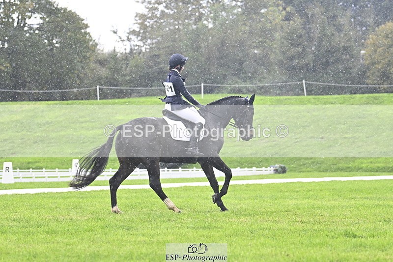 251023A-121911-04062 - F-421-Isabella.Hooton