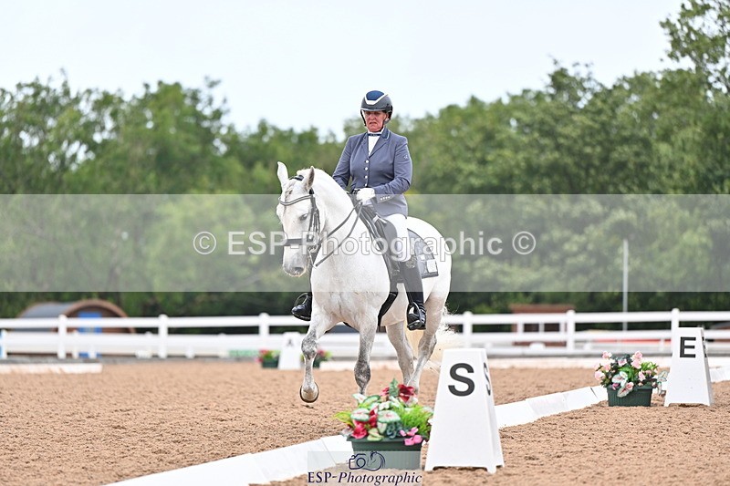 240815A-122959-00982 - 105-PAULA.LEE-Deseado.Santo