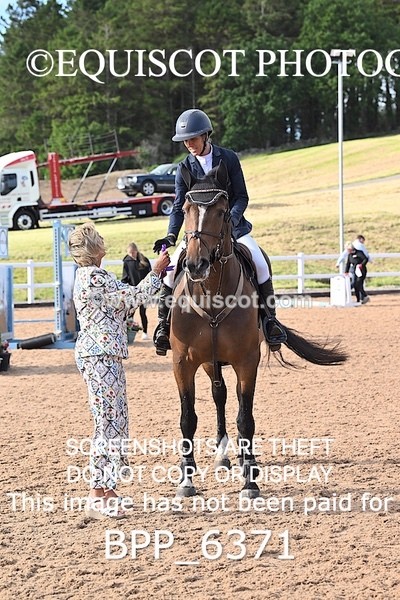 BPP_6371 - CLASS 11 THURS GFS Saddles Senior Newcomers/1.10m Open
