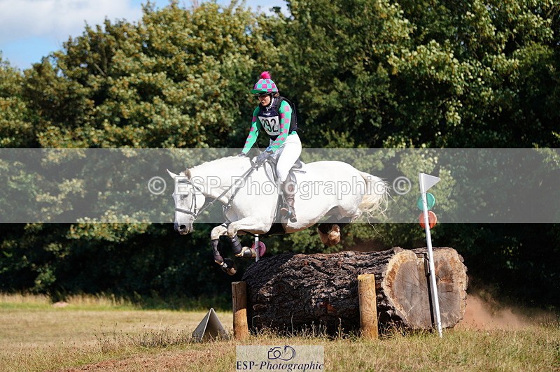 250802A-164410-08043 - F-292-Amy.Sweet-ONLY.BITESIZE