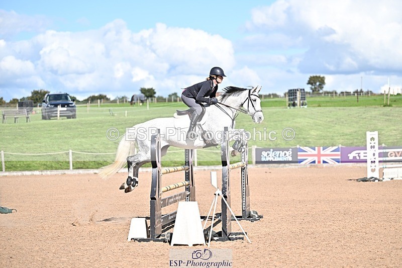 250924-141323-00552 - Cls 6 Foxhunter and 1.20m Open