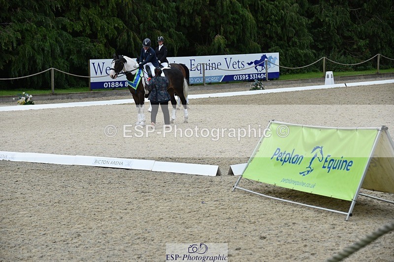 230813-163334-08279 - Elem Bronze Presentations