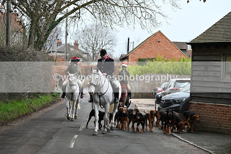 WJ7_1016 - Pub Corner