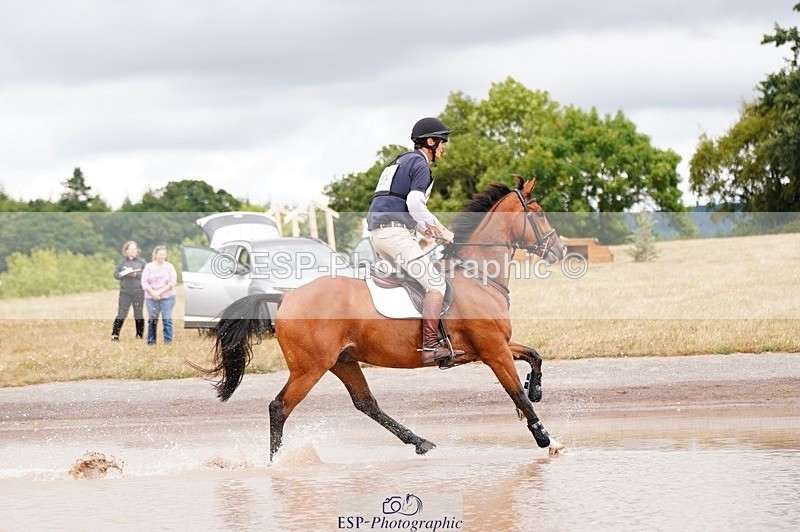 250803A-150516-15746 - P-711-William.Fox-Pitt-CUSCO