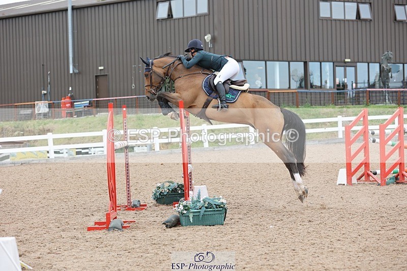 250625-152228-01392 - Cls 6 Foxhunter and 1.20m Open