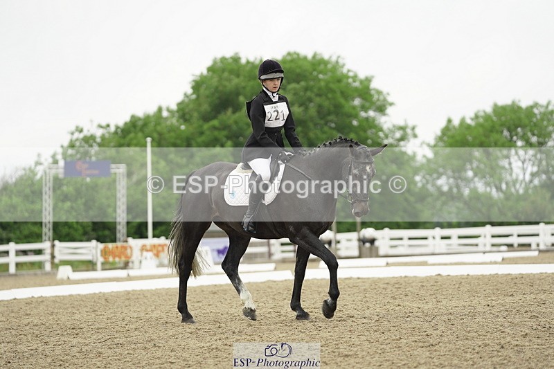 230708A-094432-00204 - Intro C