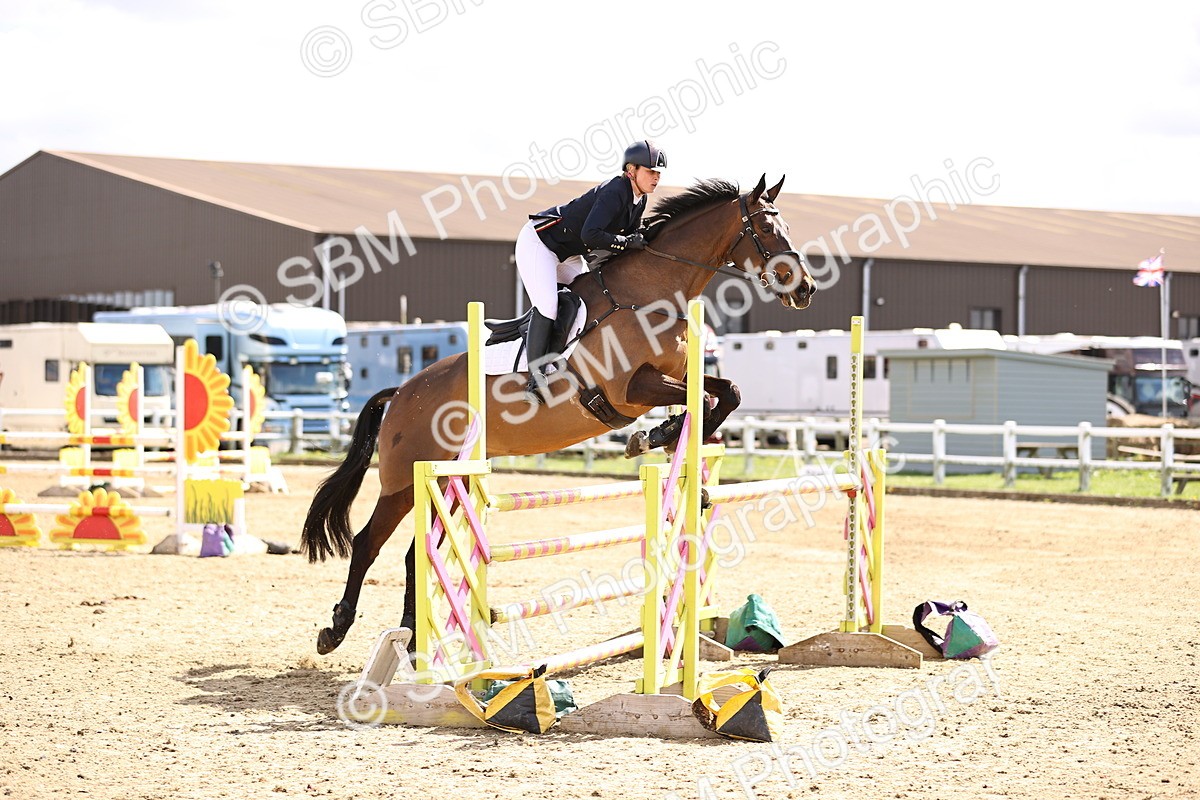 SBM_004193 - Class 17 - Senior Newcomers - 1.10m