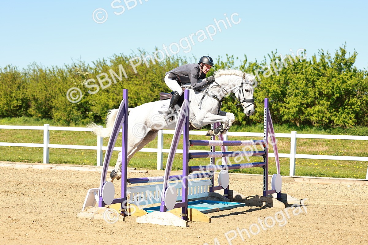 SBM_001528 - Class 5 - Senior Foxhunter - 1.20m