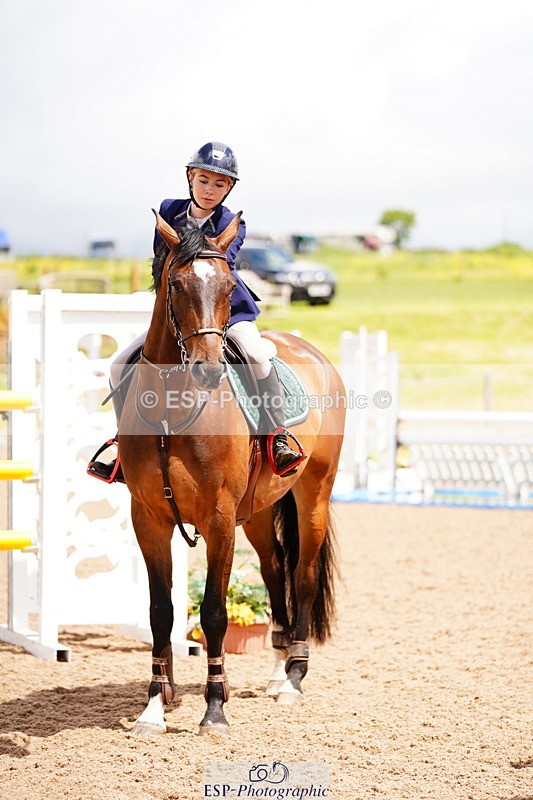 240526A-122716-08062 - Cls 26 Chard Equ 1.05m and 1.10m Grand Prix