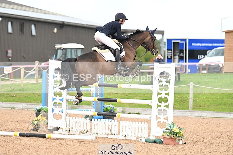 240912A-151148-02311 - Cls 5 National 1.30m Open