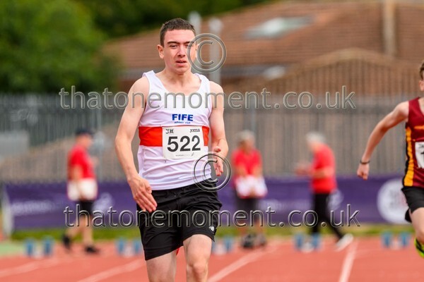 Age25SAT-925485 - Track Male