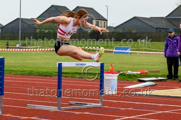 Opener25-918359 - Track Female